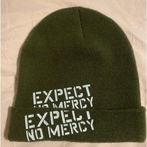 UNDEFEATED BRAND Expect No Mercy BEANIE